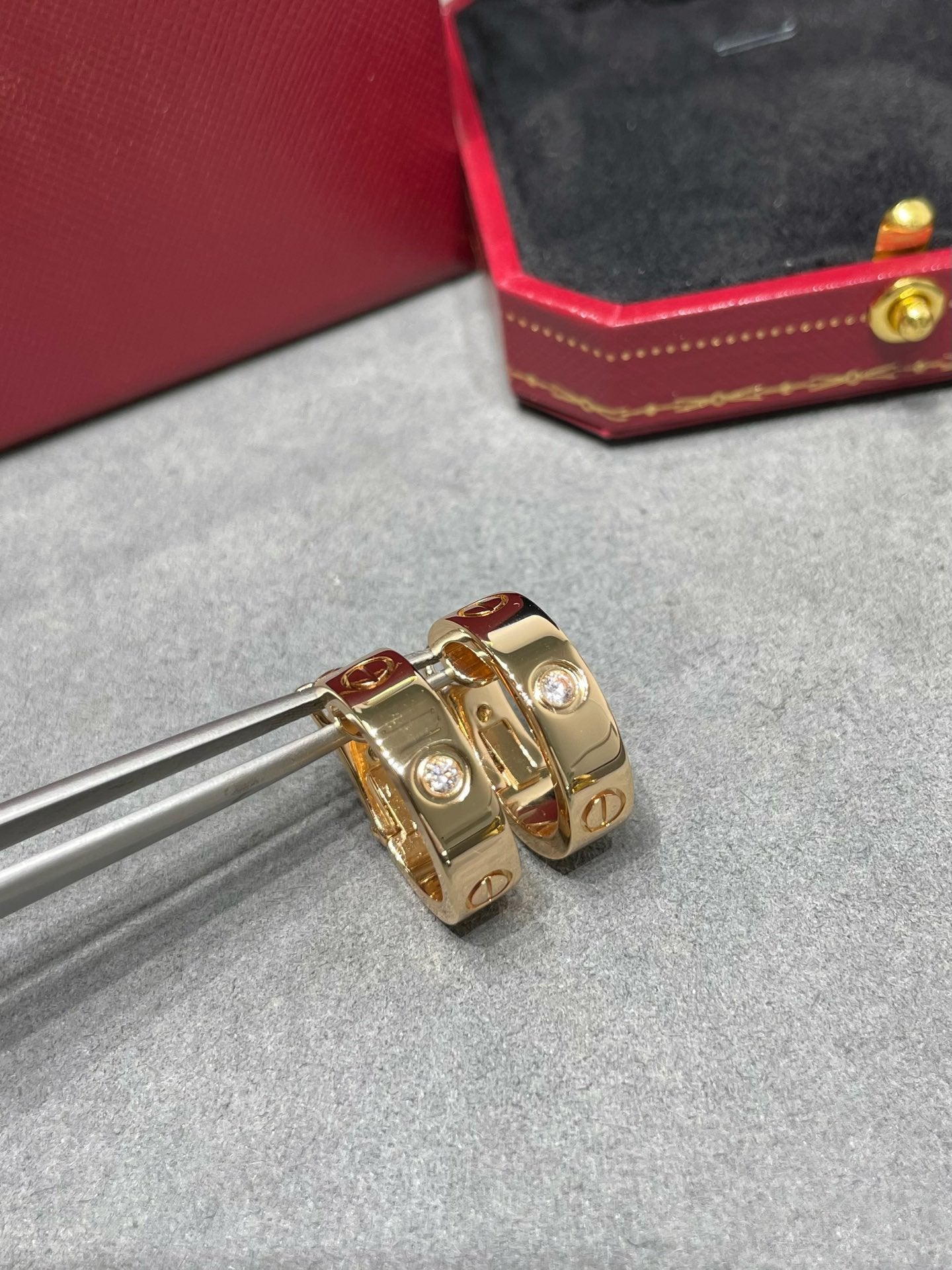 [Perla Lux]LOVE 5.5MM 1 DIAMOND EARRINGS