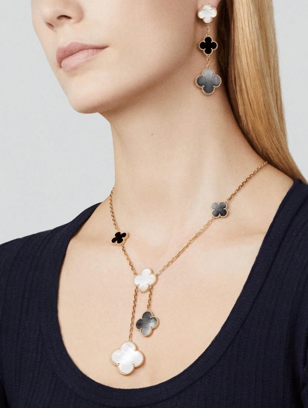 [Perla Lux]CLOVER 3 MOTIF MOP ONYX DARK MOP PINK GOLD EARRINGS