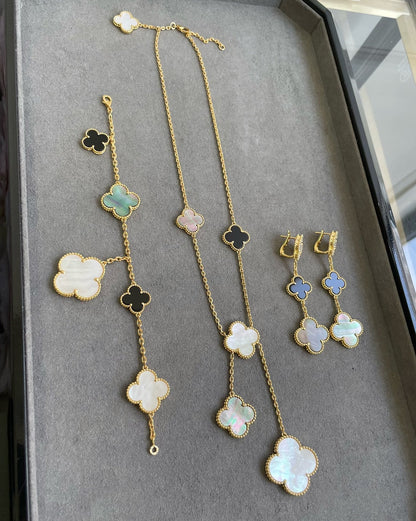 [Perla Lux]CLOVER 3 MOTIF MOP ONYX DARK MOP PINK GOLD EARRINGS