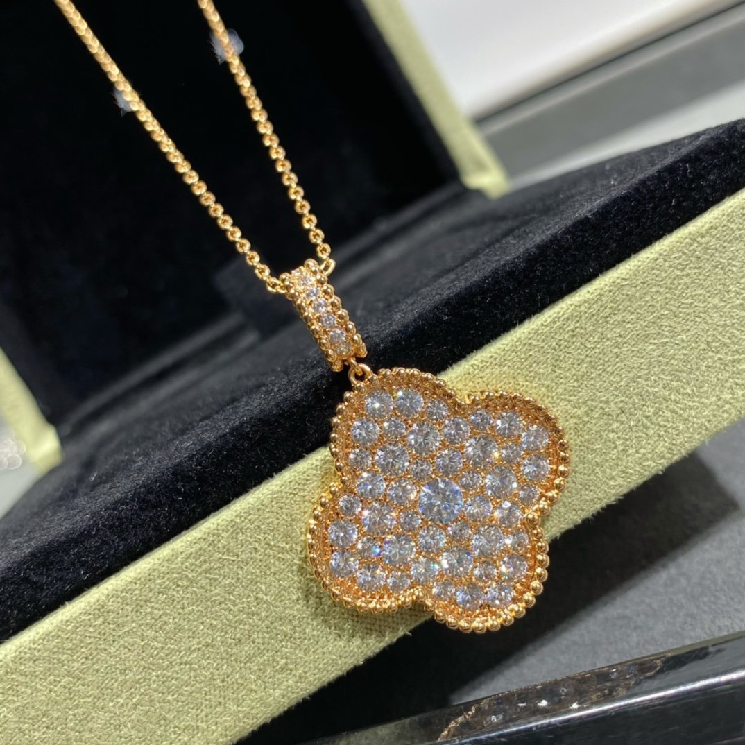 [Perla Lux]CLOVER 25MM LARGE PEDANT DIAMOND PAVED LONG NECKLACE