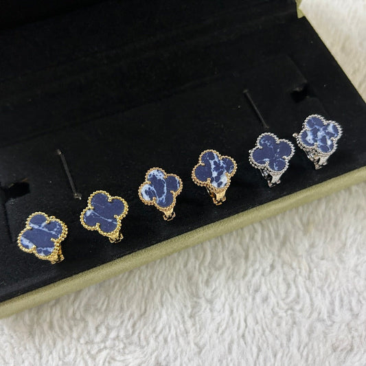 [Perla Lux]CLOVER PIETERSITE MEDIUM STUD EARRINGS