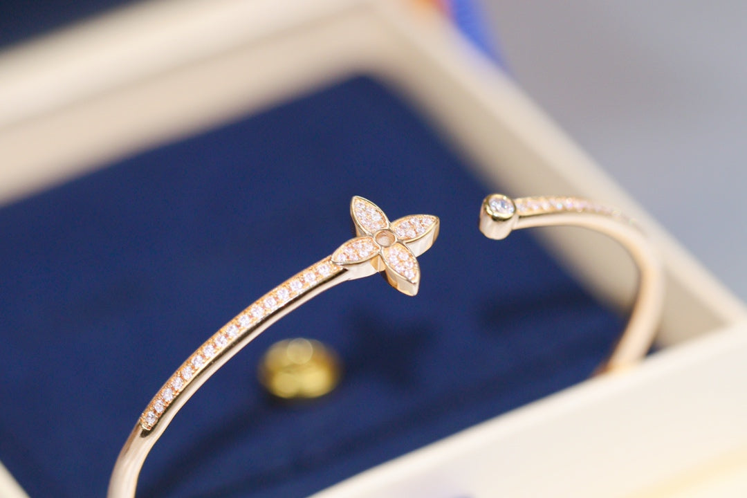 [Perla Lux]IDYLLE PINK GOLD OPEN BRACELET DIAMOND PAVED