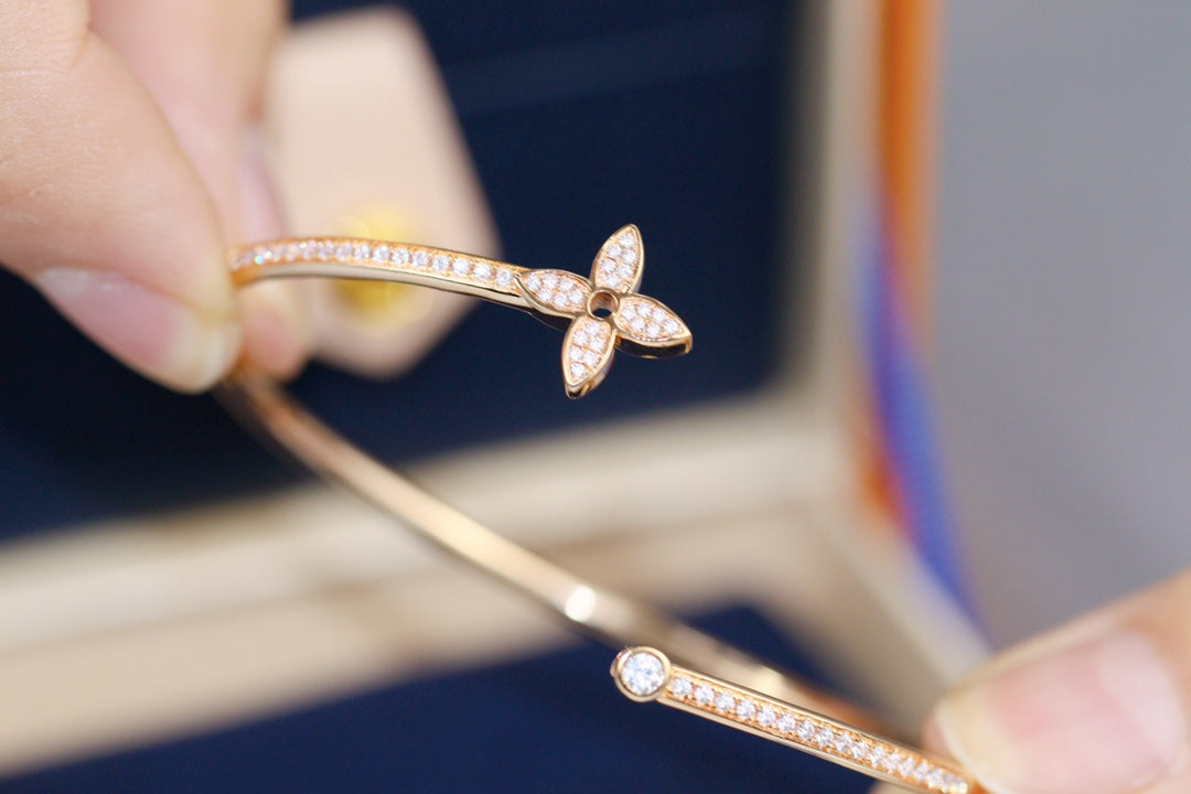 [Perla Lux]IDYLLE PINK GOLD OPEN BRACELET DIAMOND PAVED