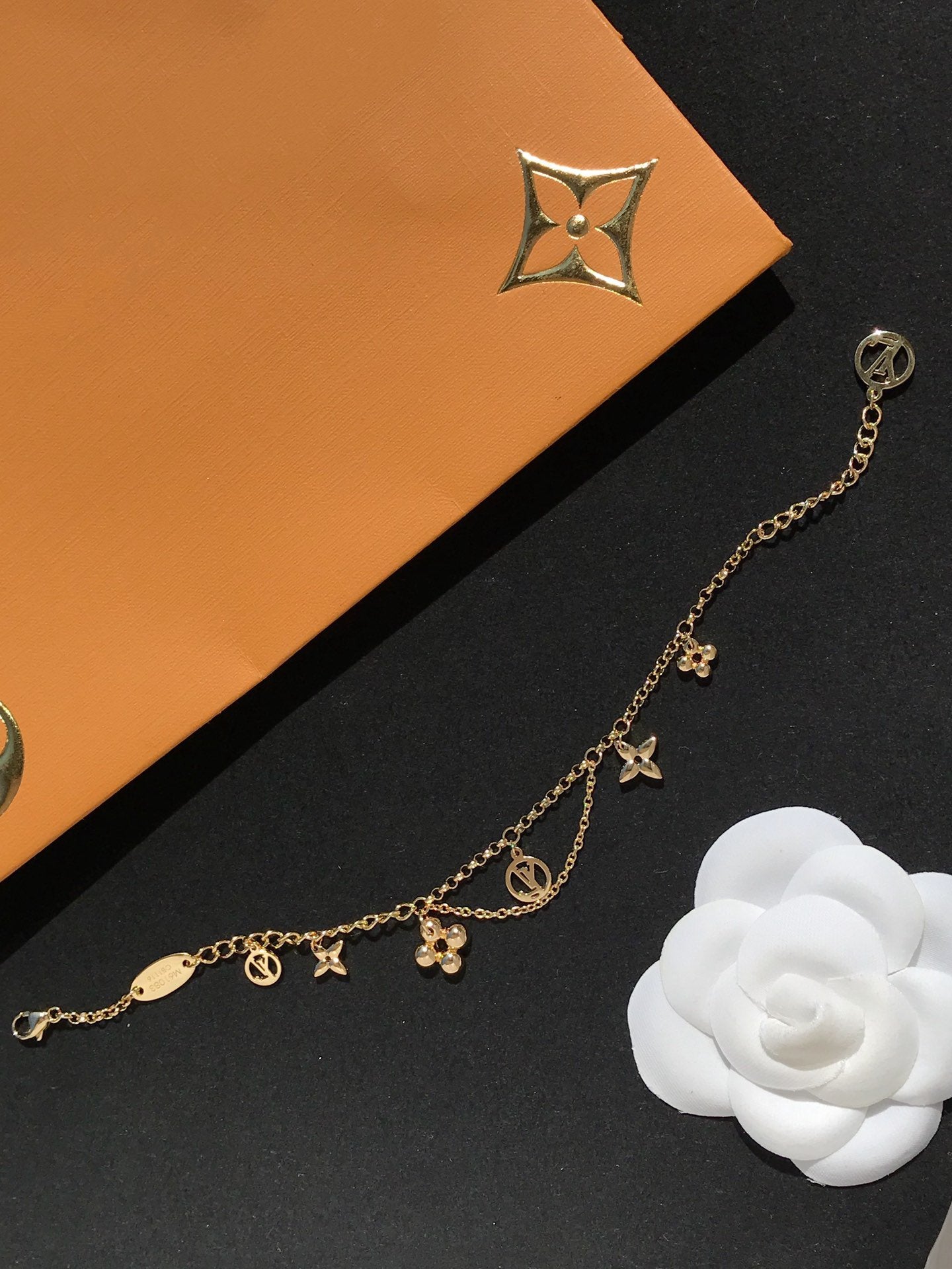[Perla Lux]BLOOMING PINK GOLD MOP BRACELET