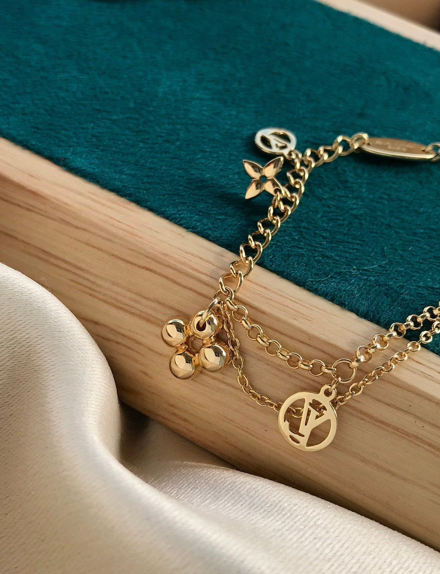 [Perla Lux]BLOOMING PINK GOLD MOP BRACELET