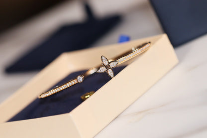 [Perla Lux]IDYLLE GOLD OPEN BRACELET DIAMOND PAVED