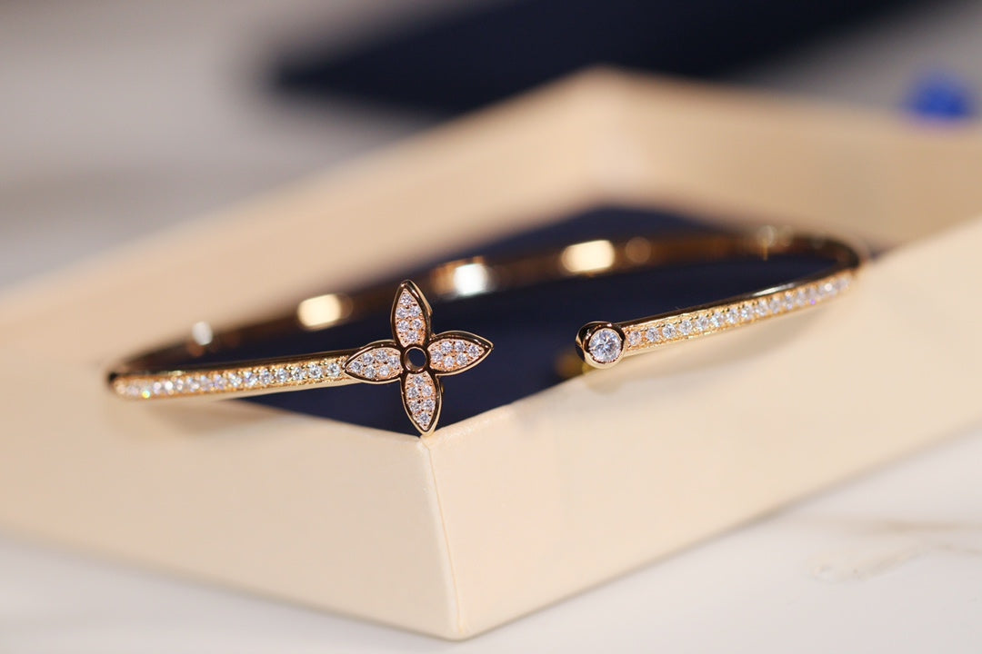 [Perla Lux]IDYLLE GOLD OPEN BRACELET DIAMOND PAVED
