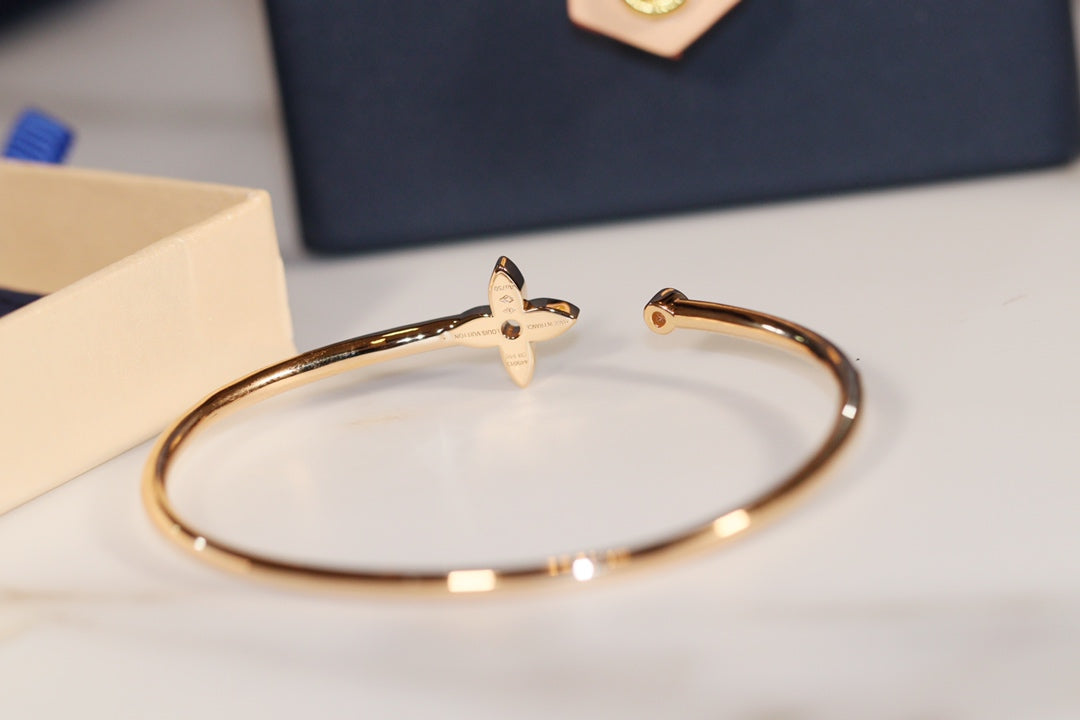 [Perla Lux]IDYLLE GOLD OPEN BRACELET DIAMOND PAVED