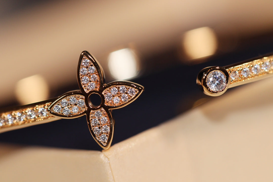 [Perla Lux]IDYLLE GOLD OPEN BRACELET DIAMOND PAVED