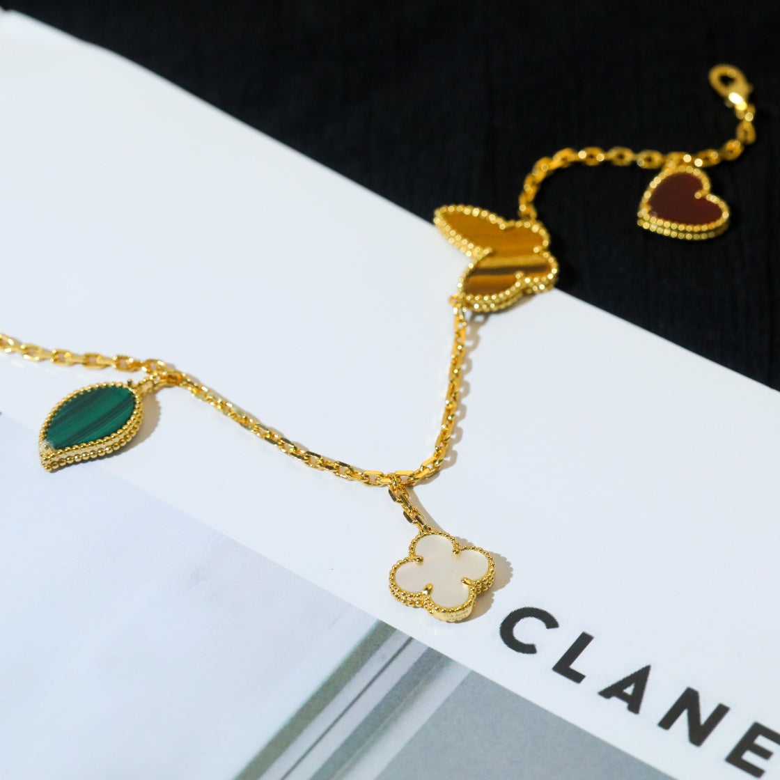 [Perla Lux]LUCKY SPRING 5 MOTIF GOLD BRACELET