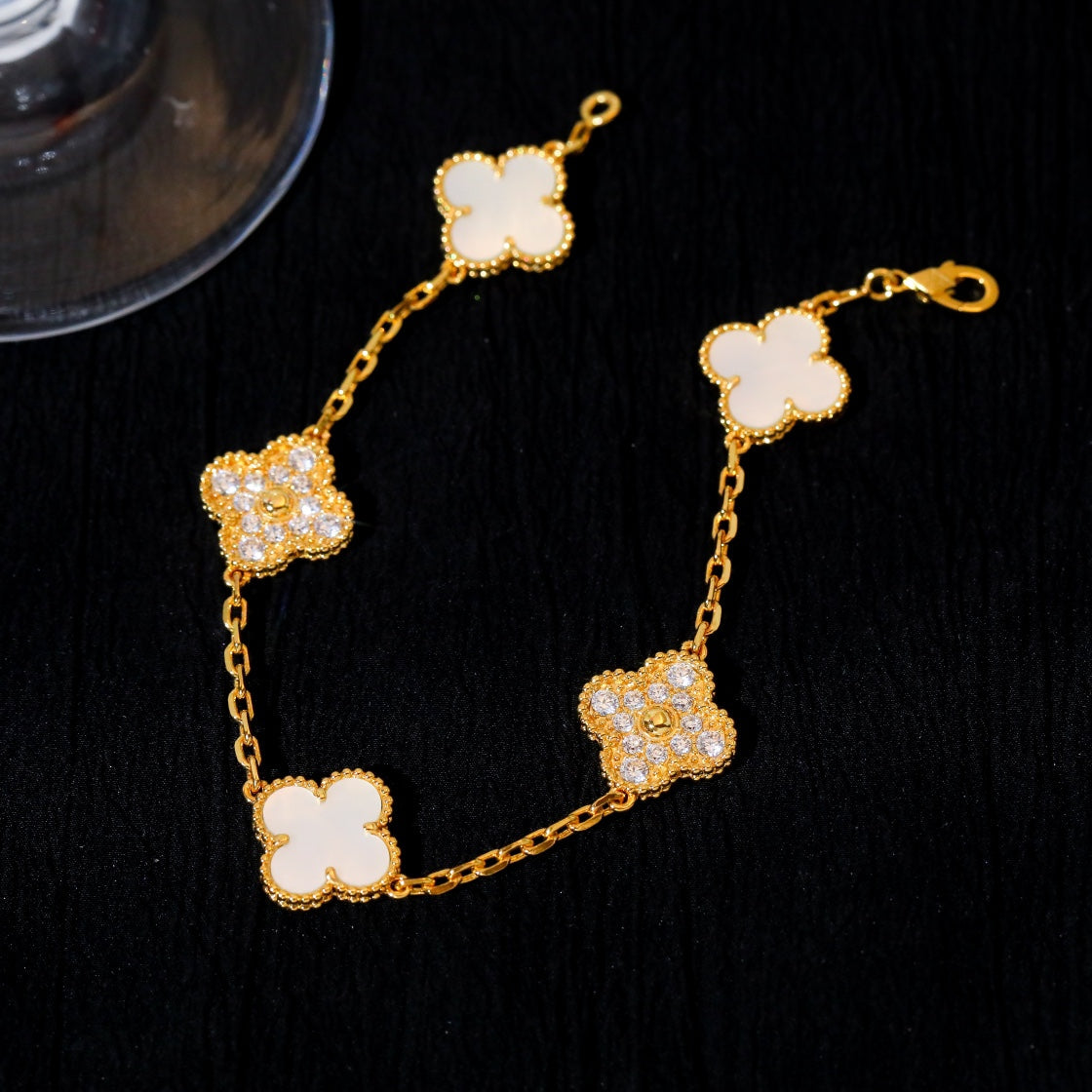 [Perla Lux]CLOVER BRACELET 5 MOTIF WHITE MOP DIAMOND