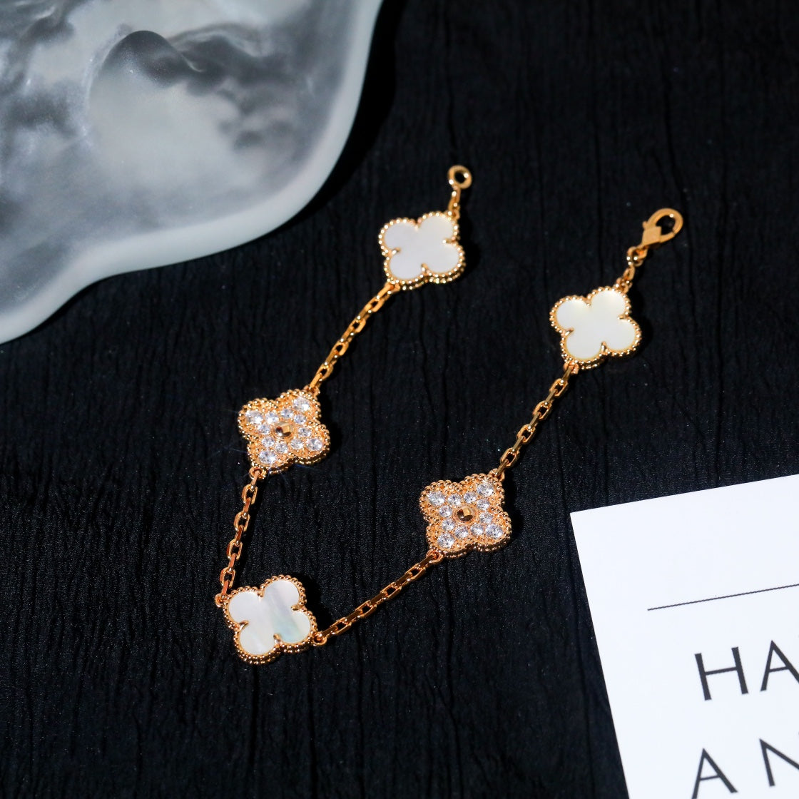 [Perla Lux]CLOVER BRACELET 5 MOTIF WHITE MOP DIAMOND