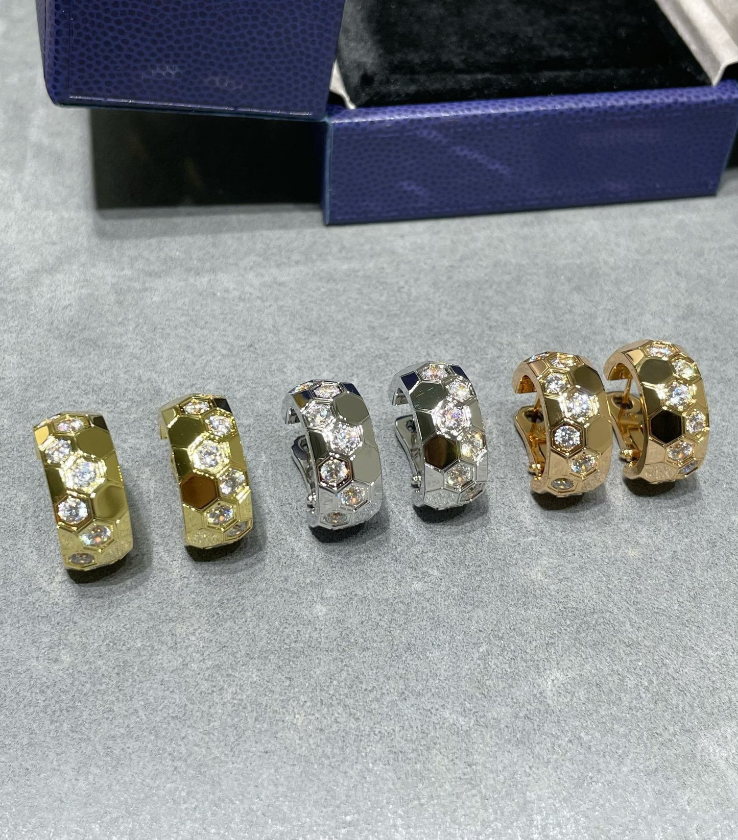 [Perla Lux]BEE LOVE DIAMOND HOOP EARRINGS