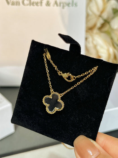 [Perla Lux]CLOVER ROCK CRYSTAL ROSE GOLD NECKLACE
