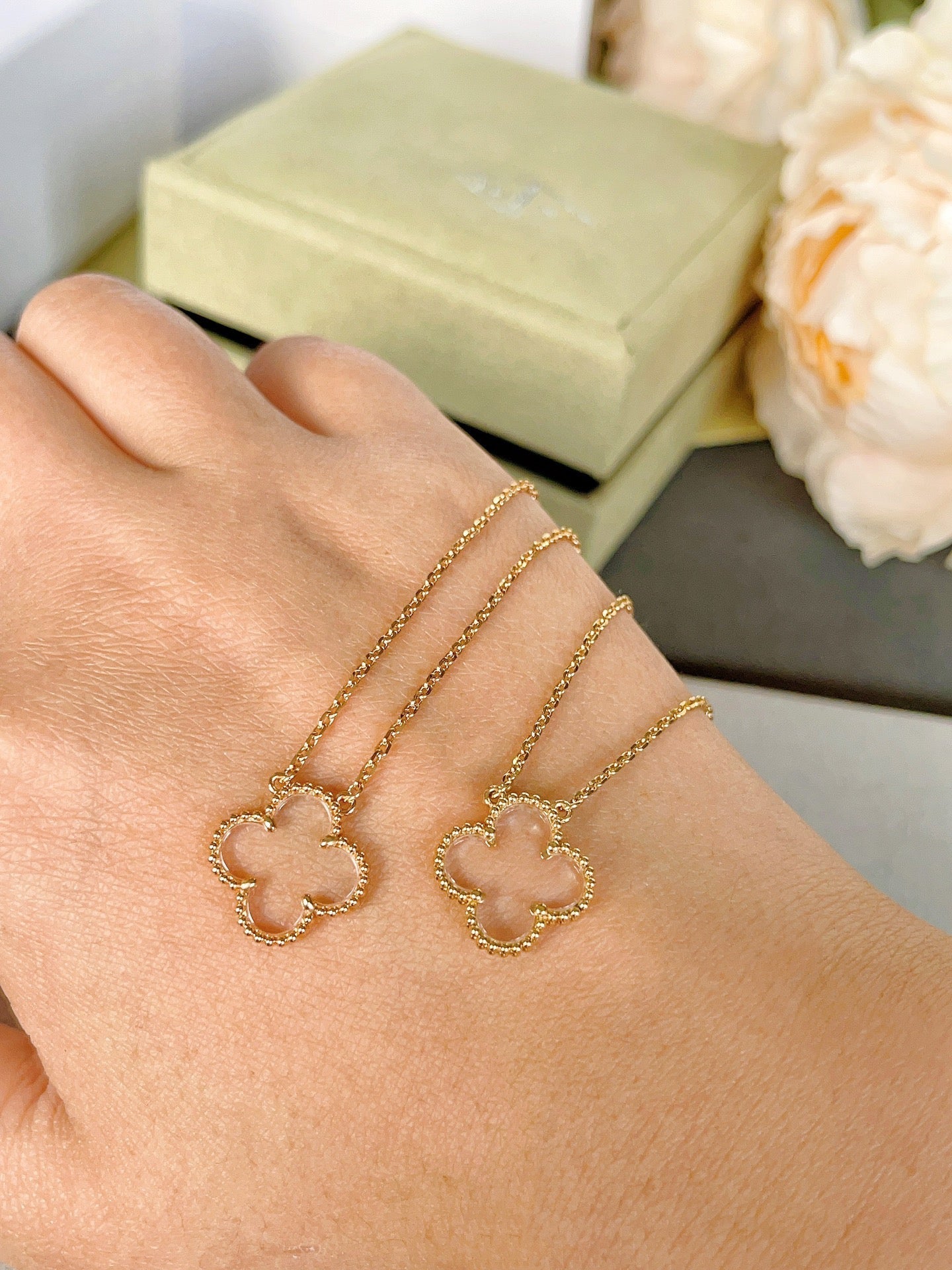 [Perla Lux]CLOVER ROCK CRYSTAL ROSE GOLD NECKLACE