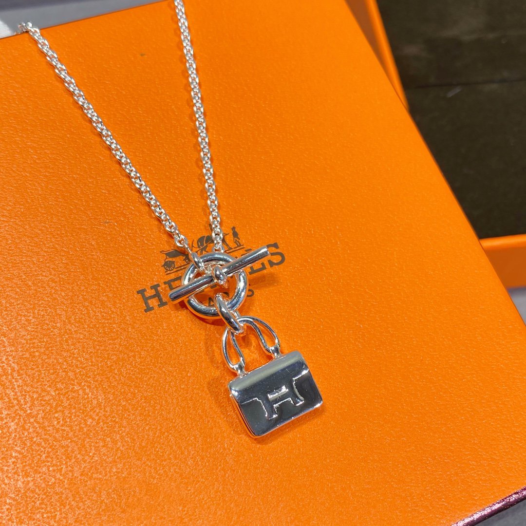 [Perla Lux]CONSTANCE PEDANT SILVER NECKLACE