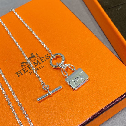[Perla Lux]CONSTANCE PEDANT SILVER NECKLACE