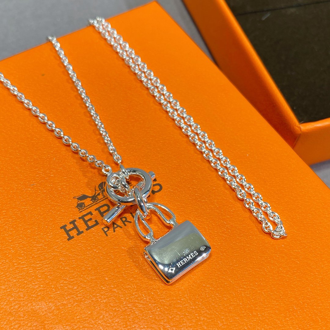 [Perla Lux]CONSTANCE PEDANT SILVER NECKLACE