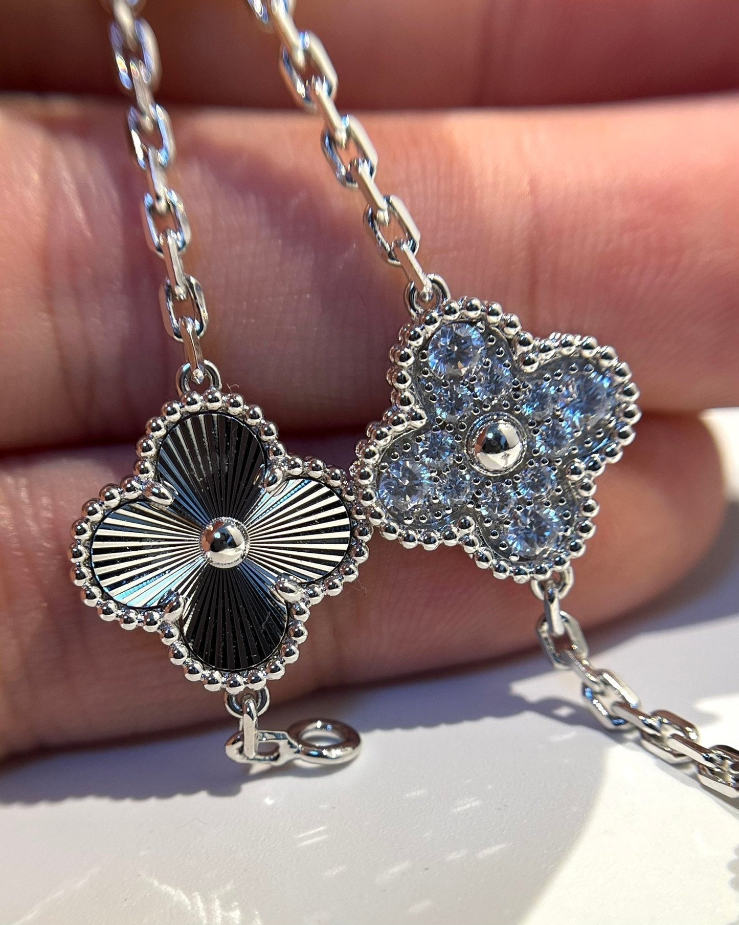 [Perla Lux]CLOVER 5 MOTIF SILVER DIAMOND BRACELET