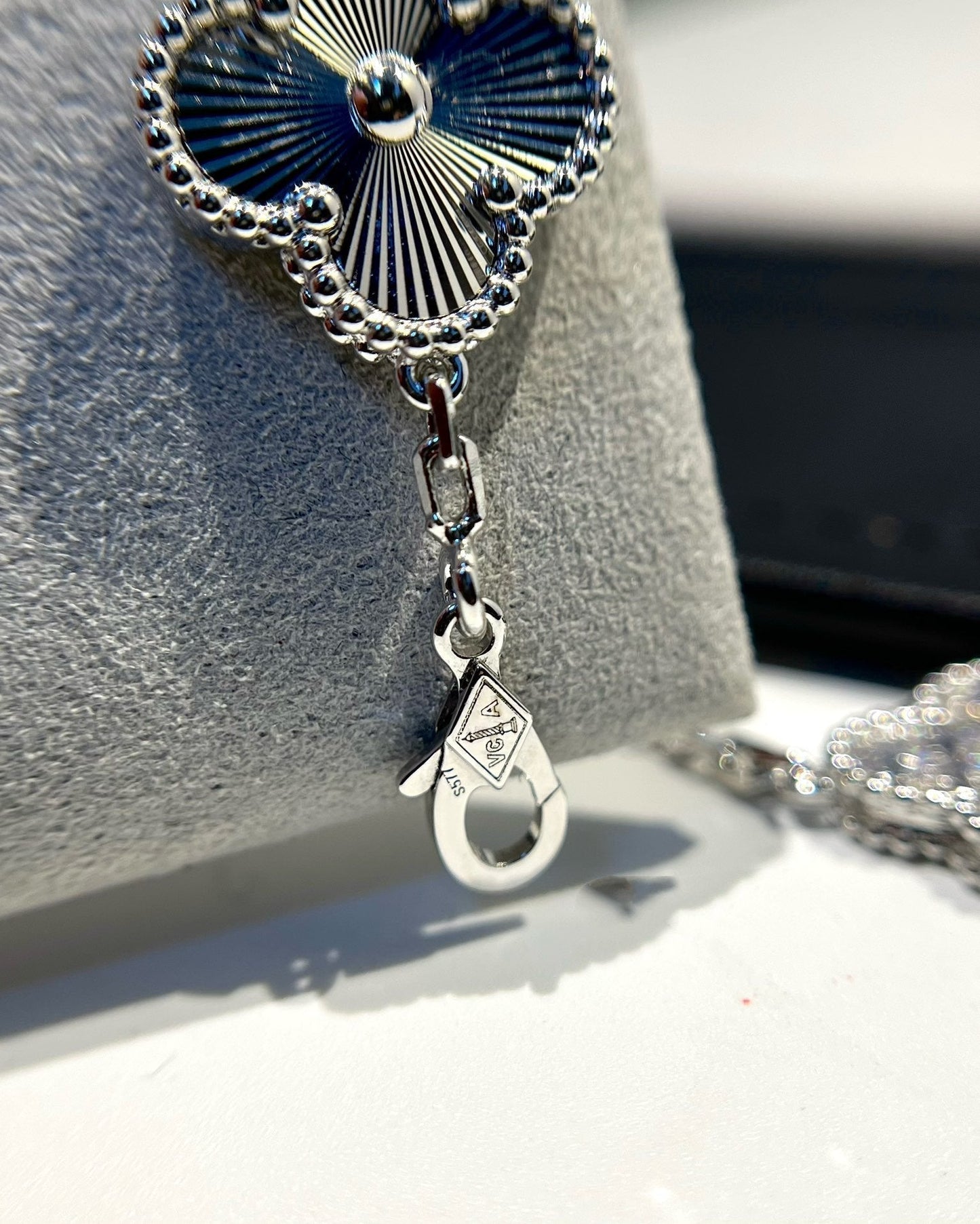 [Perla Lux]CLOVER 5 MOTIF SILVER DIAMOND BRACELET
