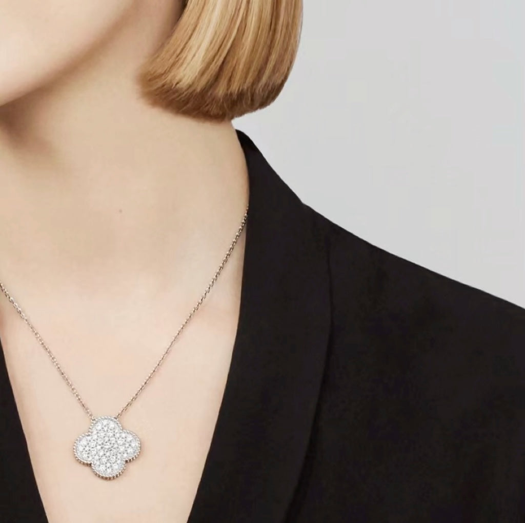 [Perla Lux]CLOVER 25MM LARGE PENDANT DIAMOND PAVED SILVER NECKLACE