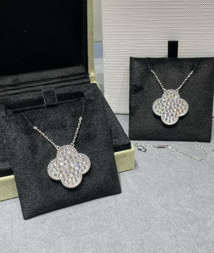 [Perla Lux]CLOVER 25MM LARGE PENDANT DIAMOND PAVED SILVER NECKLACE