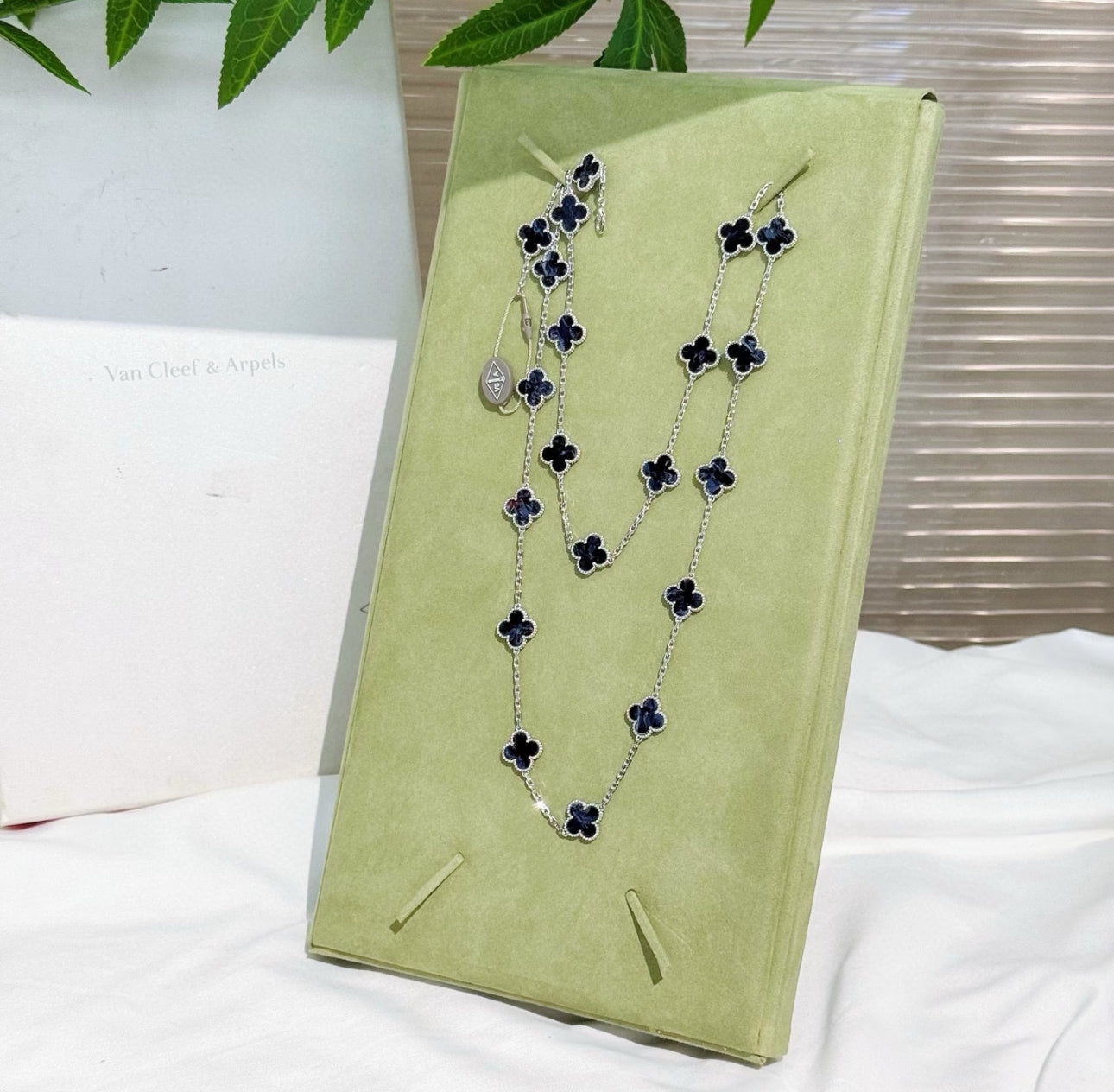 [Perla Lux]CLOVER 20 MOTIFS BIDE STONE NECKLACE