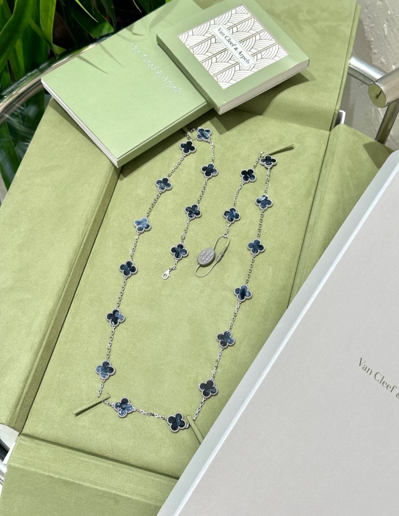 [Perla Lux]CLOVER 20 MOTIFS BIDE STONE NECKLACE