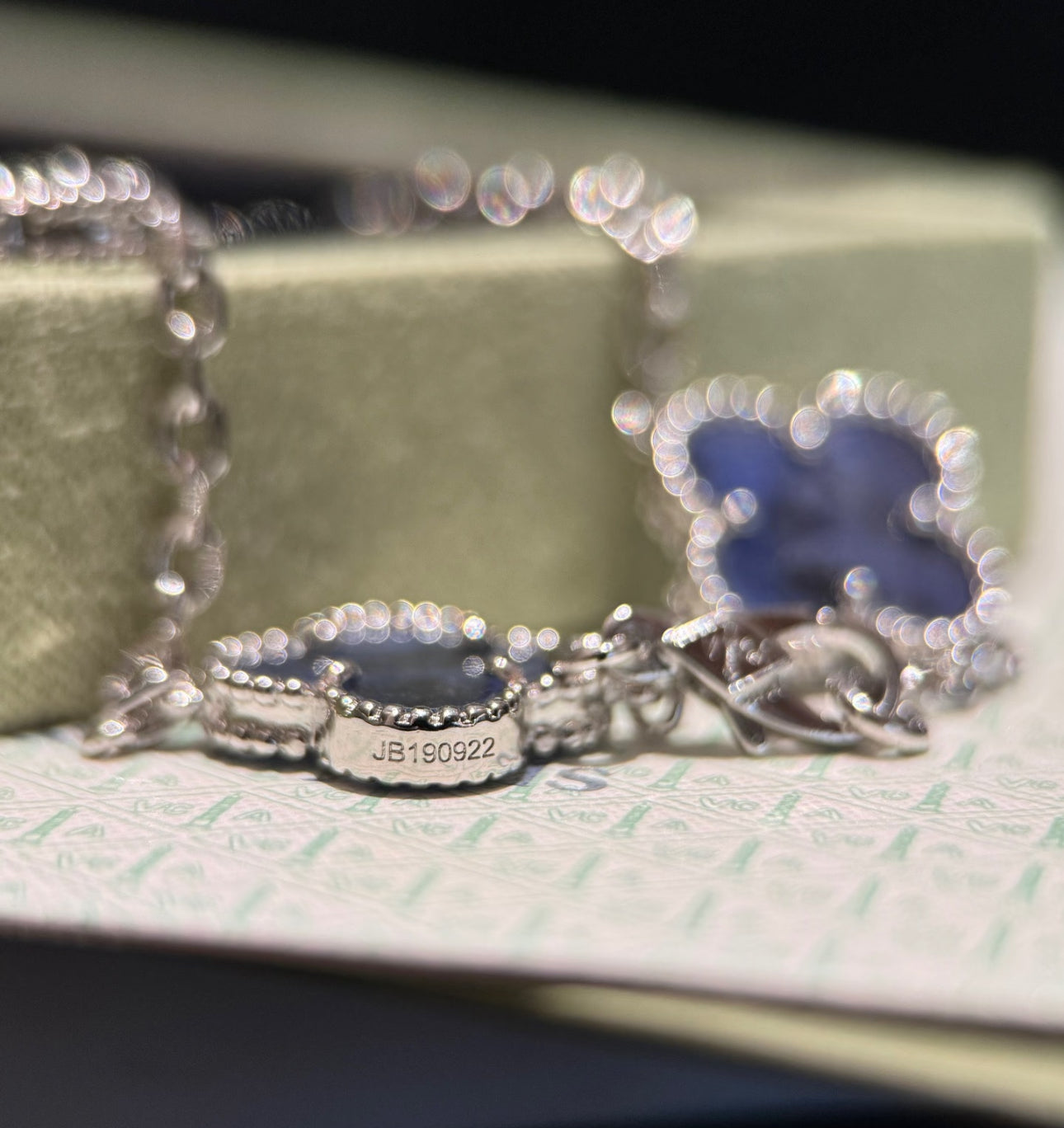 [Perla Lux]CLOVER 20 MOTIFS BIDE STONE NECKLACE