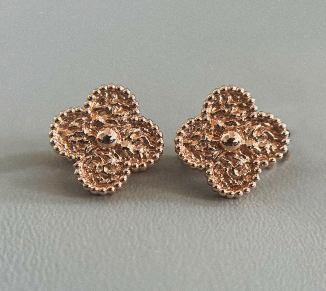 [Perla Lux]CLOVER MEDIUM 1 MOTIFS LAVA EARRINGS