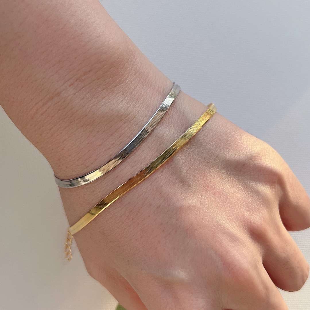 [Perla Lux]Flat Snake Bone Chain Blade Necklace