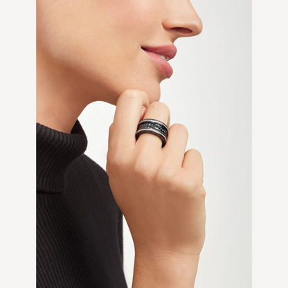 [Perla Lux]ZERO 1 ROCK FOUR-BAND BLACK CERAMIC WITH STUDDED SPIRAL AND PAVED DIAMONDS RING