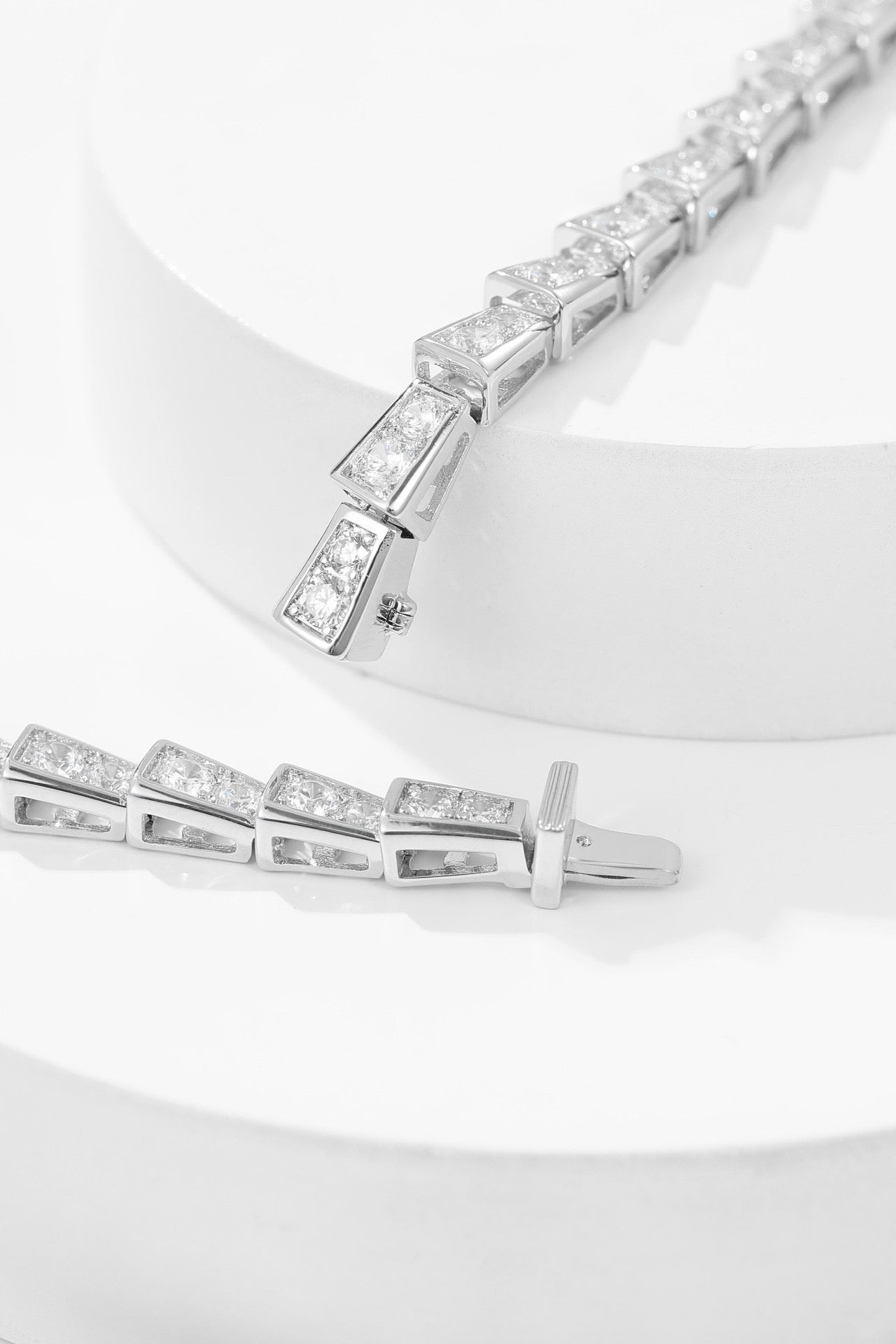 [Perla Lux]SERPENTI NECKLACE SILVER DIAMOND