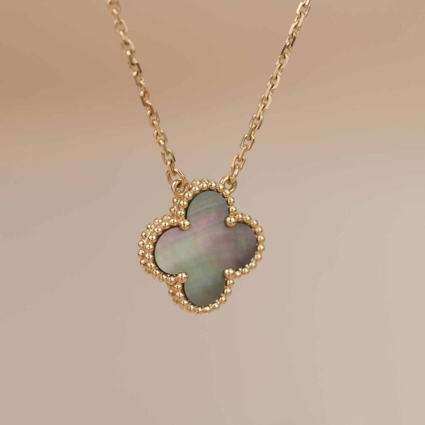 [Perla Lux]CLOVER 15MM  GRAY MOTHER OF PEARL NECKLACE