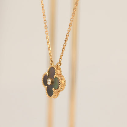 [Perla Lux]CLOVER 15MM DIAMOND AND MOTHER-OF-GREY NECKLACE