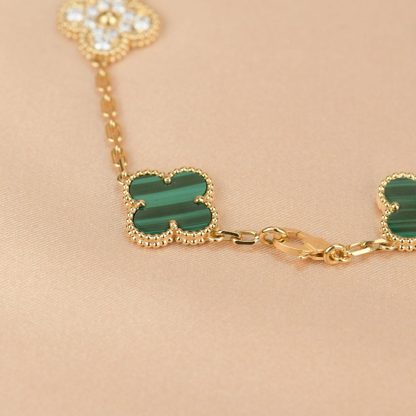 [Perla Lux]CLOVER  5 MOTIF MALACHITE DIAMOND BRACELET