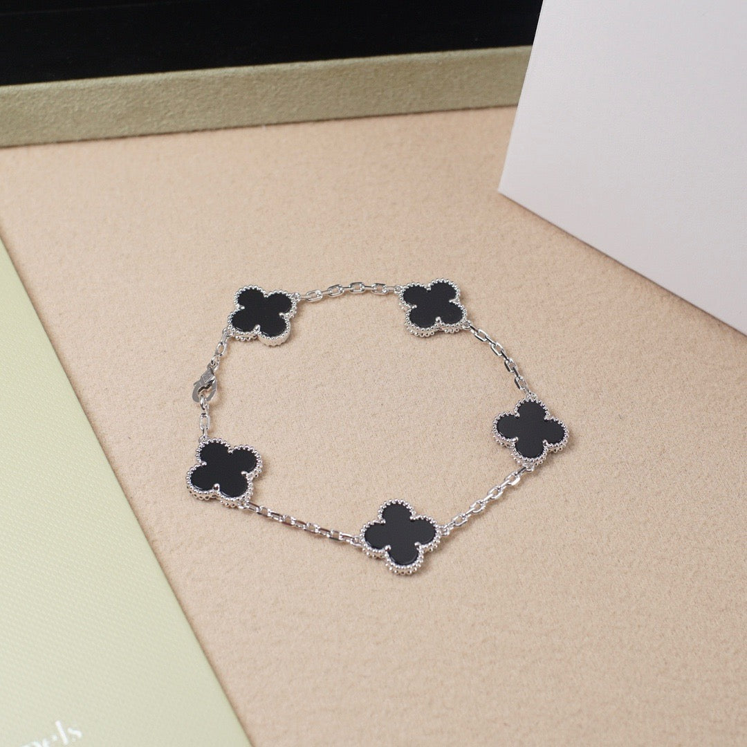 [Perla Lux]CLOVER 5 MOTIF ONYXS  BRACELET SILVER