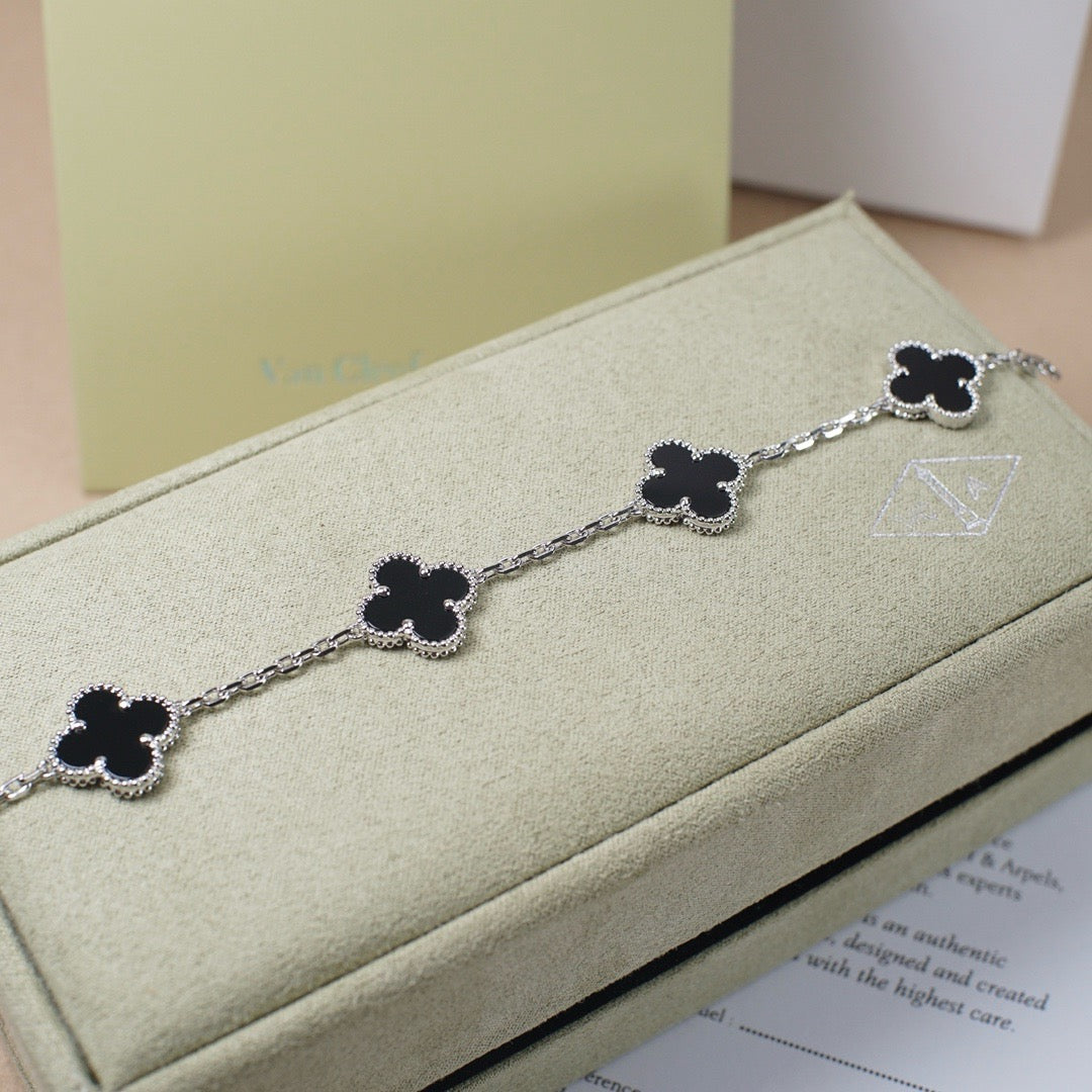 [Perla Lux]CLOVER 5 MOTIF ONYXS  BRACELET SILVER