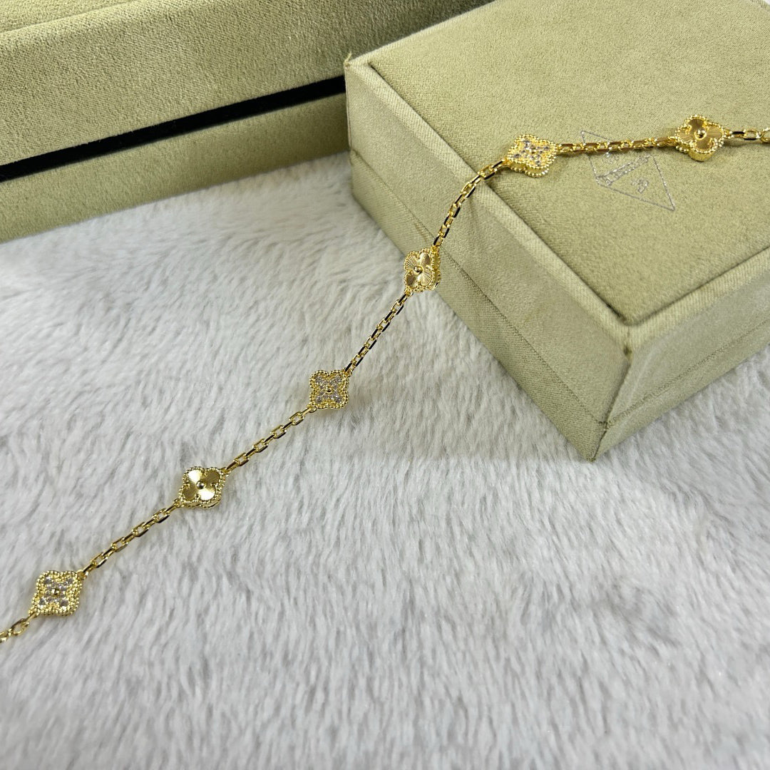 [Perla Lux]CLOVER 6 MOTIF DIAMOND LASER BRACELET