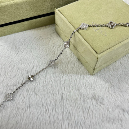 [Perla Lux]CLOVER 6 MOTIF DIAMOND LASER BRACELET