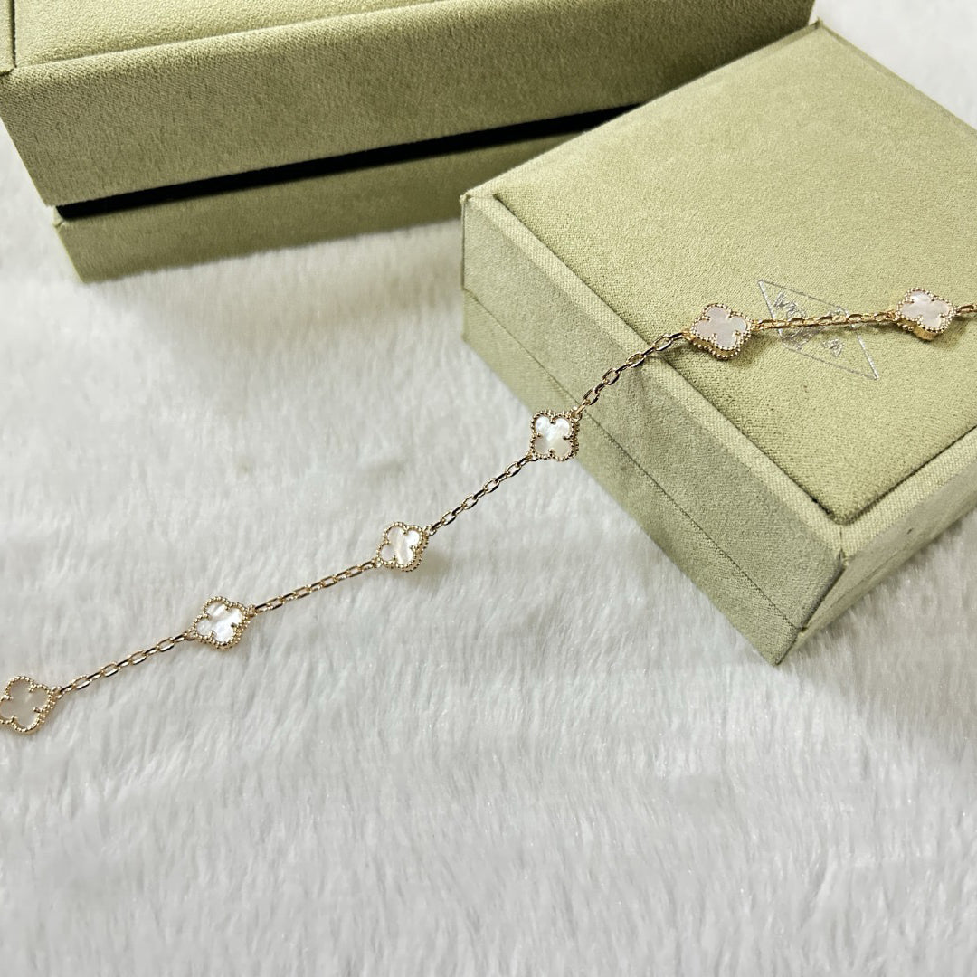 [Perla Lux]CLOVER 6 MOTIF WHITE MOP BRACELET