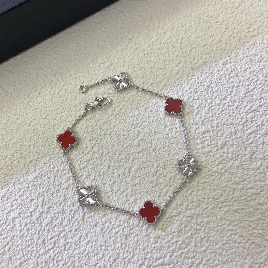 [Perla Lux]CLOVER 6 MOTIF RED AGATE LASER BRACELET