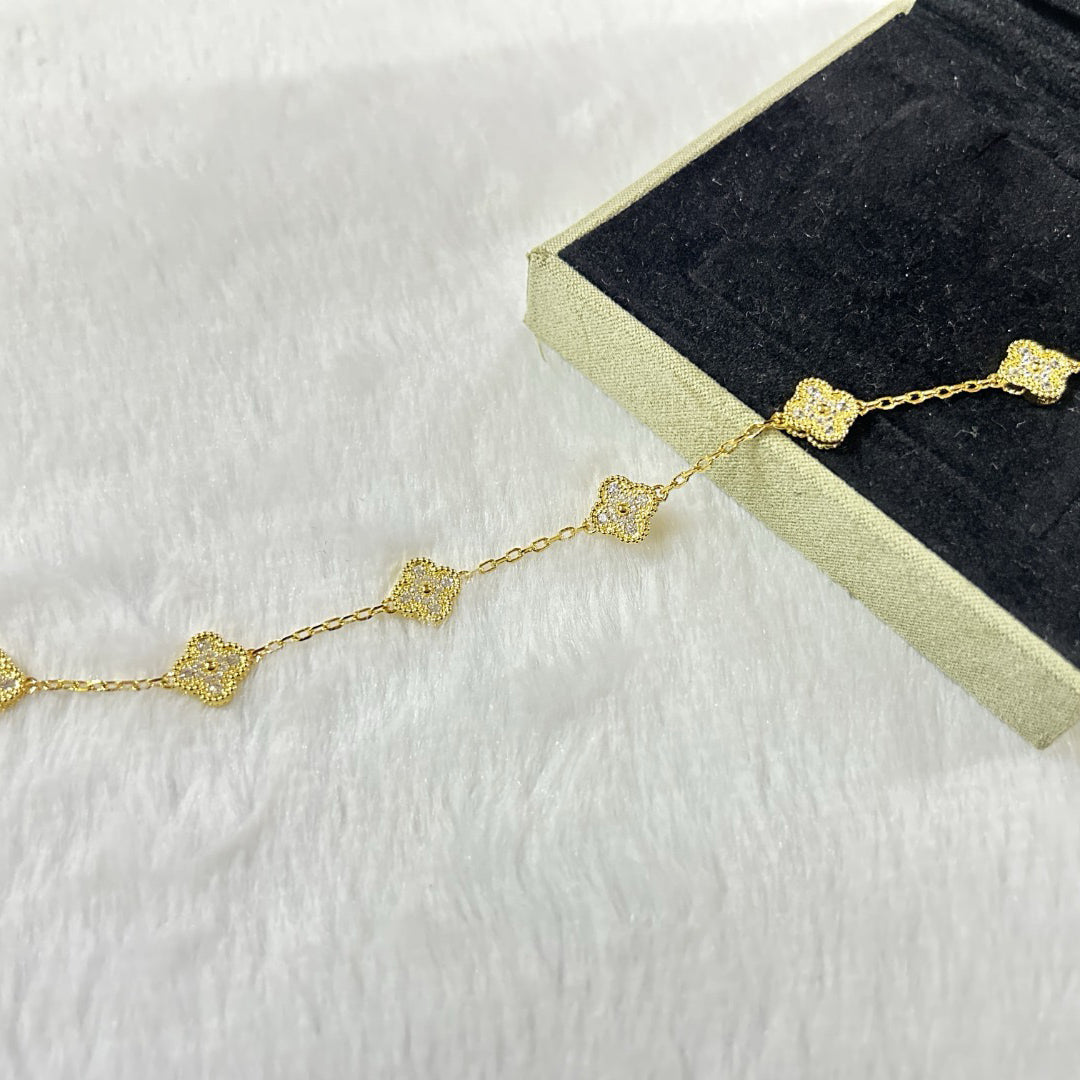 [Perla Lux]CLOVER 6 MOTIF DIAMOND BRACELET