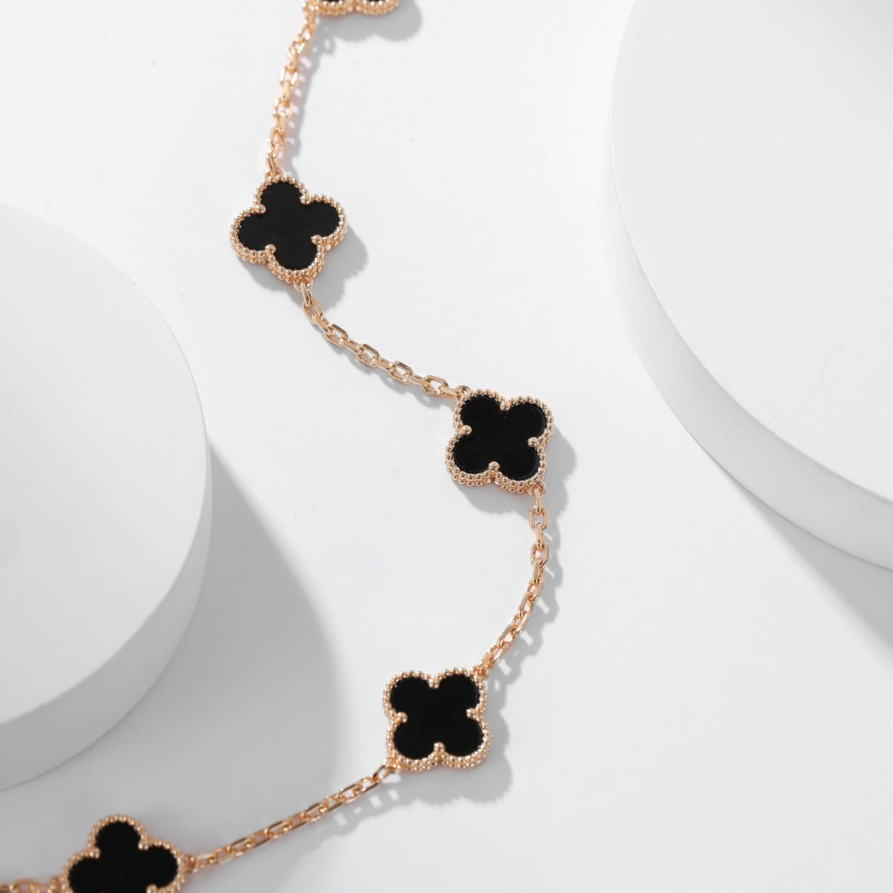 [Perla Lux]CLOVERS THE 10-MOTIFS ONYX NECKLACE