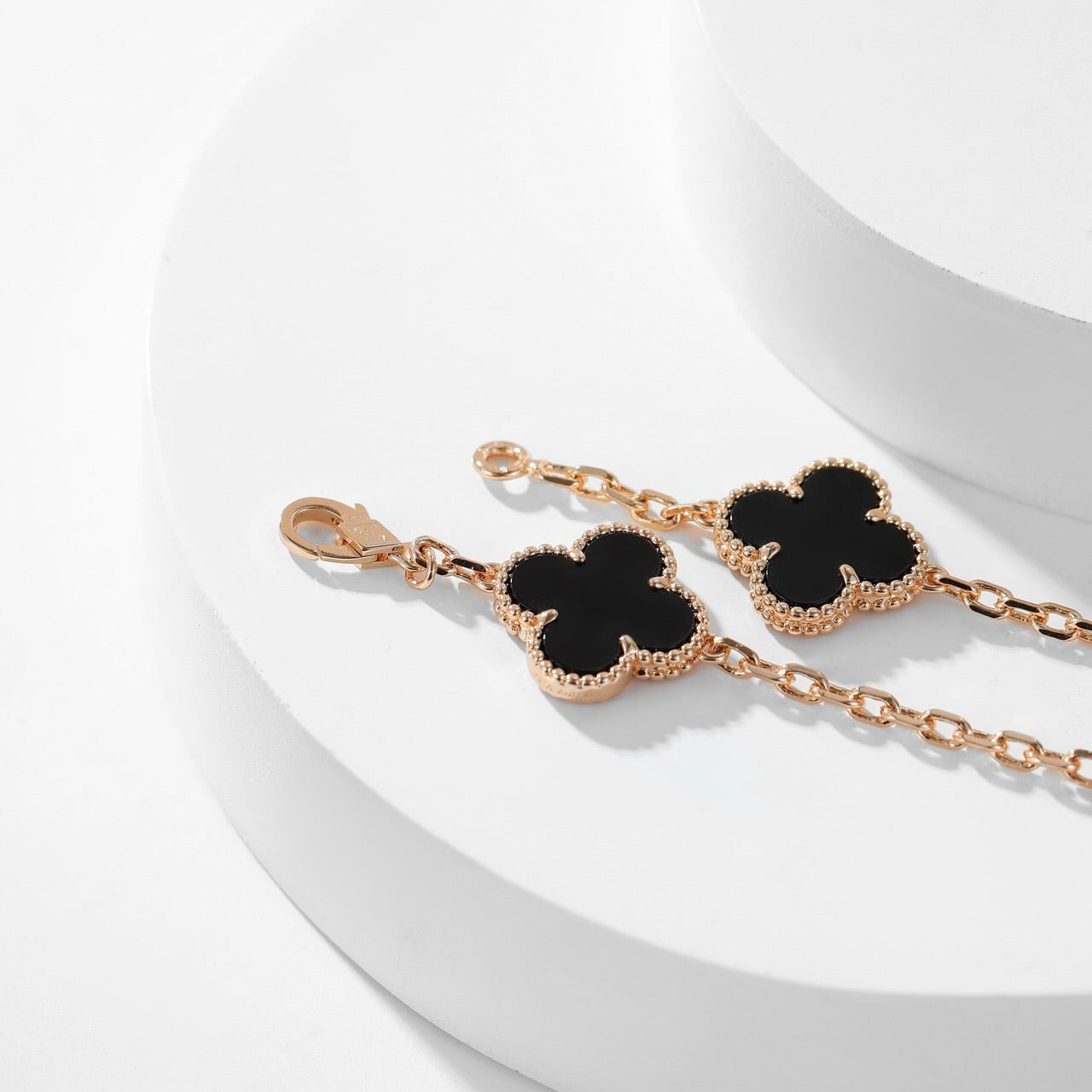 [Perla Lux]CLOVERS THE 10-MOTIFS ONYX NECKLACE