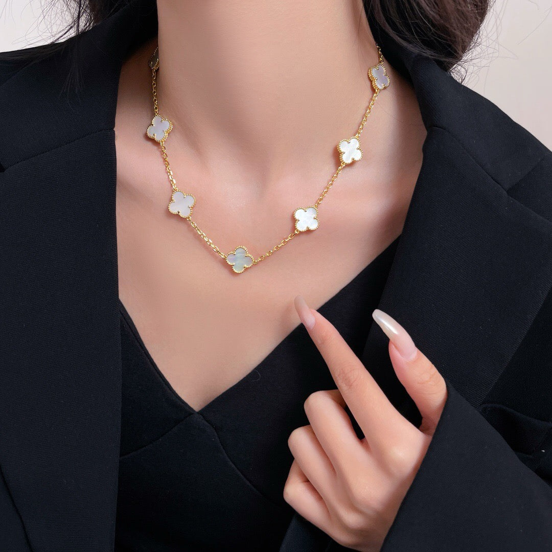 [Perla Lux]CLOVERS THE 10-MOTIFS WHITE MOTHER OF PEARL NECKLACE