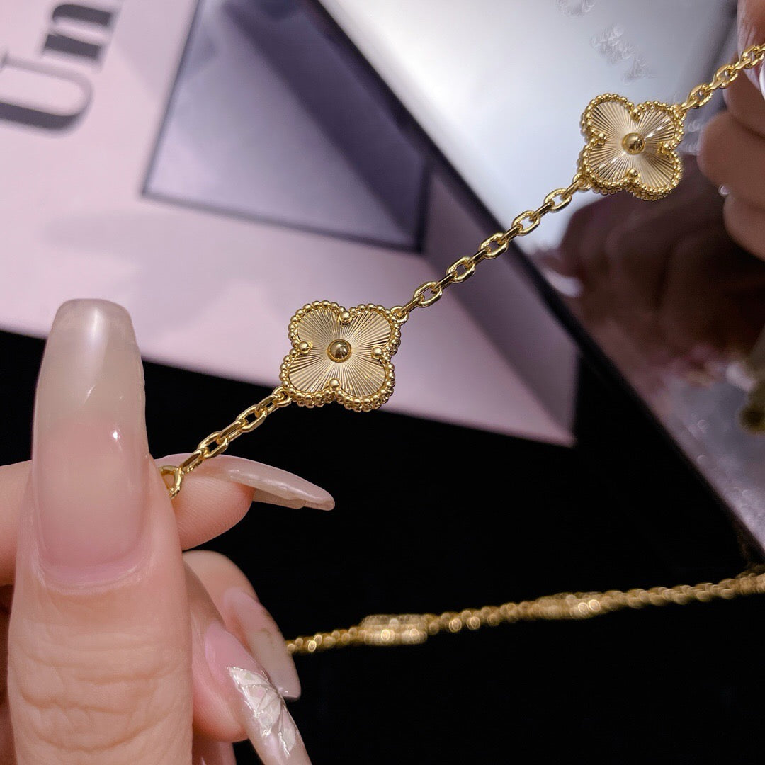 [Perla Lux]CLOVERS THE 10-MOTIFS LASER NECKLACE