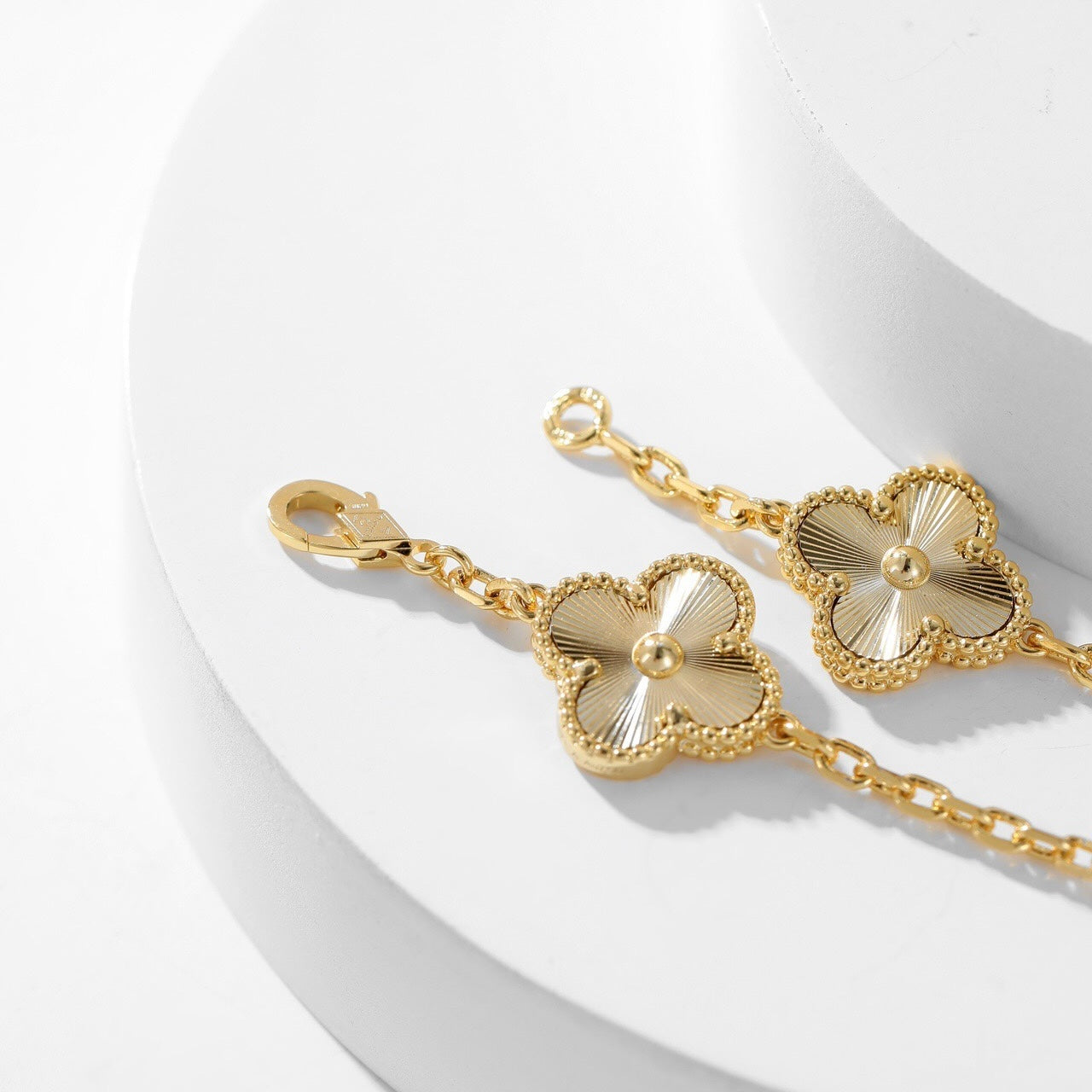 [Perla Lux]CLOVERS THE 10-MOTIFS LASER NECKLACE