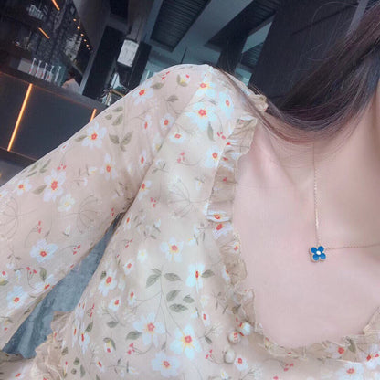 [Perla Lux]CLOVER 15MM DIAMOND AND BLUE AGATE NECKLACE