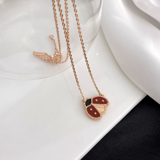 [Perla Lux]LUCKY  CARNELIANS LADYBUG NECKLACE